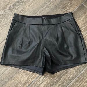 Black Leather Shorts NEW size 4